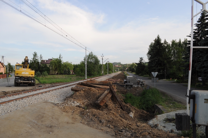 W Radziszowie dalsze remonty torów kolejowych
