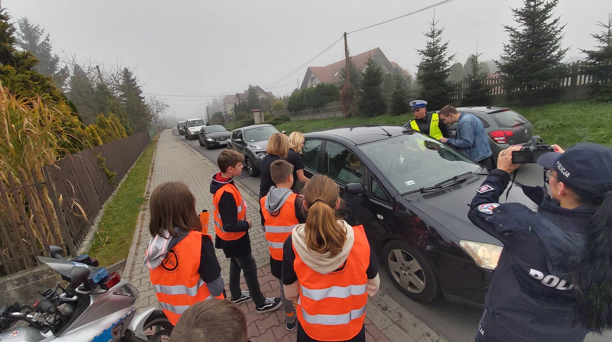 „NO PROMIL NO PROBLEM”, czyli kontrole trzeźwości kierujących z udziałem uczniów ze szkoły w Jaśkowicach
