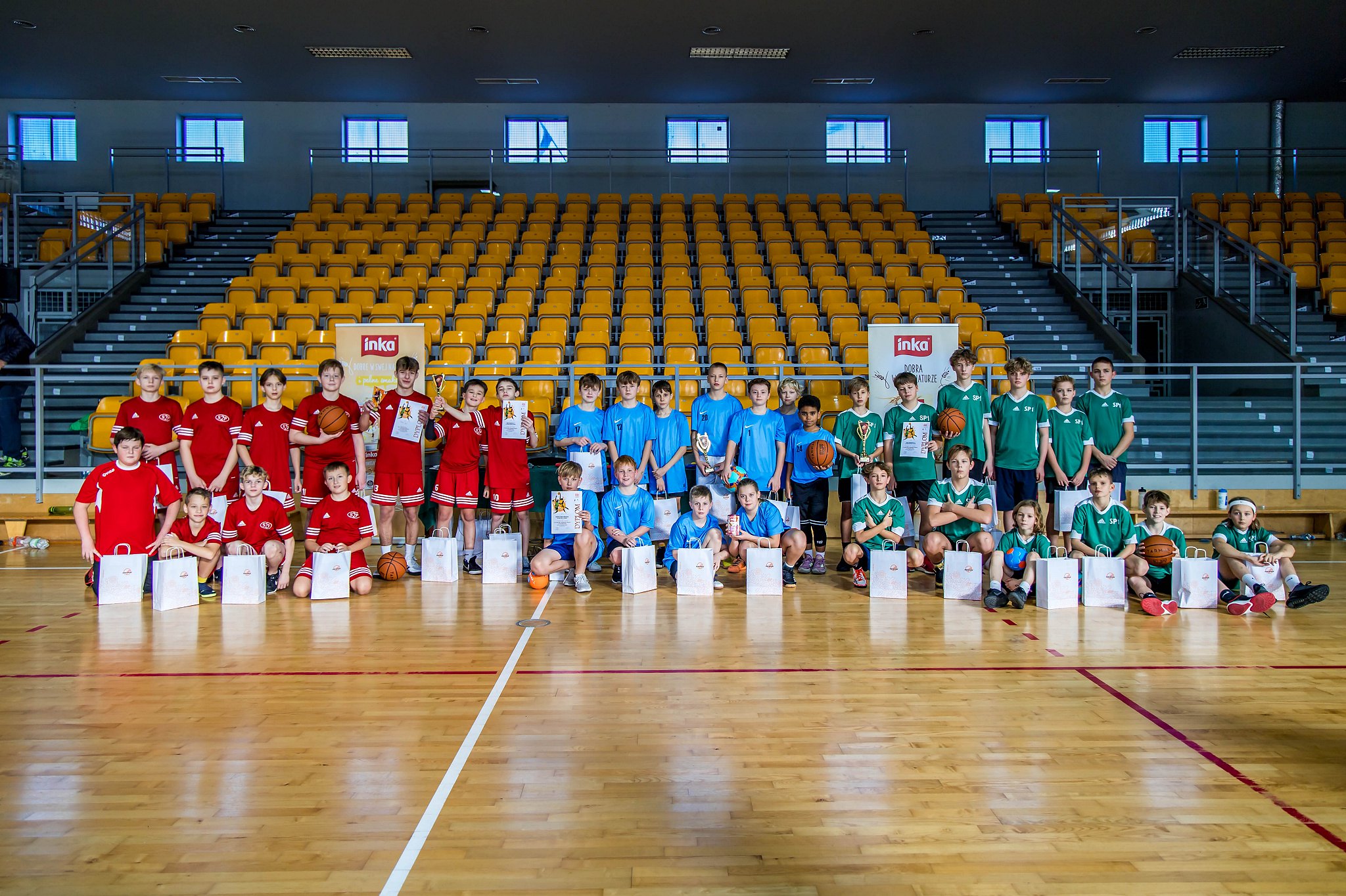 SP2 – awans na Powiatowe Igrzyska Dzieci w mini koszykówce chłopców!